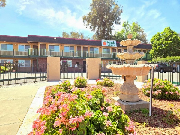 Peach City Inn - Marysville/Yuba City image 6